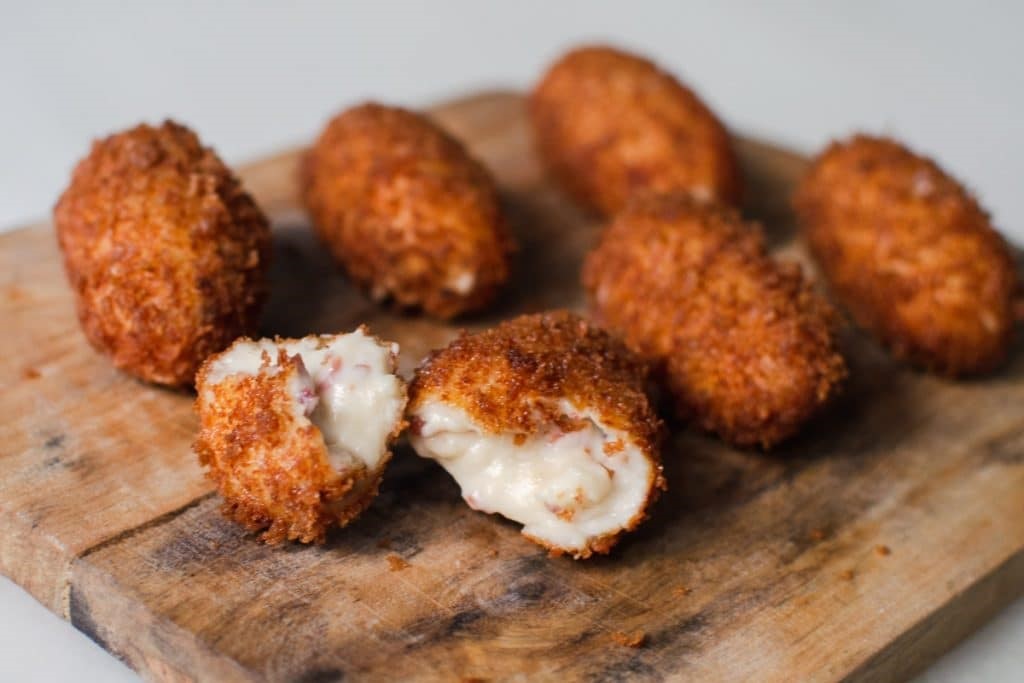 CROQUETAS DE CHORIZO DE TEROR 31GRS * 84 UDS (2,604 KGS)